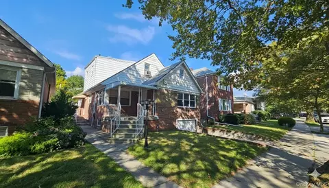 65-19 Dieterle Cres, New York, NY 11374