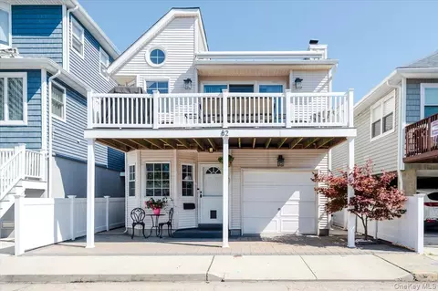 82 Tennessee Ave, Long Beach, NY 11561