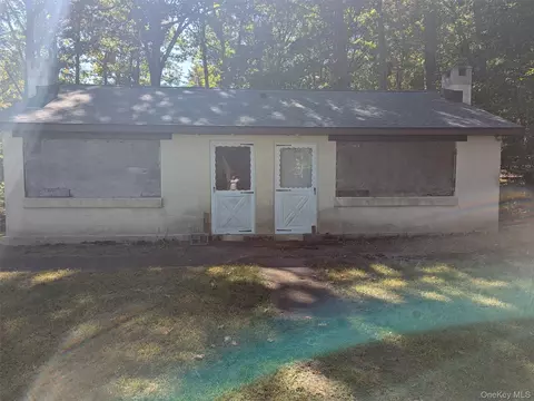 217 W Mohican Trl, Lumberland, NY 12737