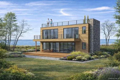 4760 Blue Horizon Blfs, Southold, NY 11958