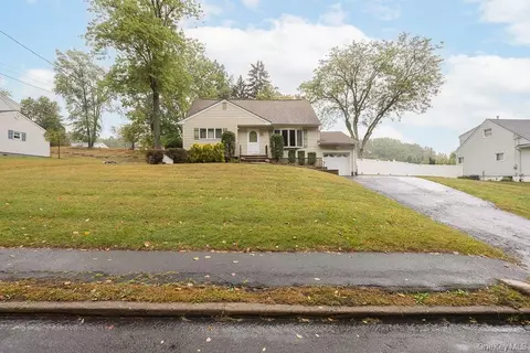 363 Gilbert Ave, Orangetown, NY 10965