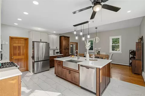 Kitchen - 75 Sunset Dr, Patterson, NY 12563 photo 1 of 5