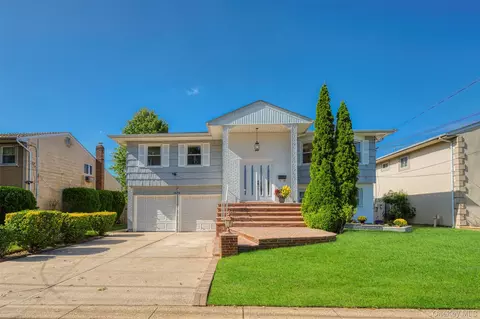 1426 Forest Ave, Baldwin, NY 11510