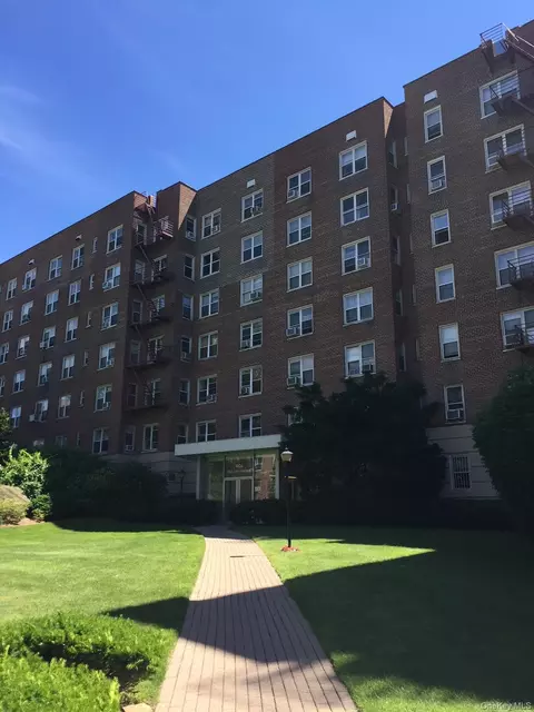 1304 Midland Ave #B-75, Yonkers, NY 10704