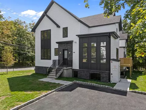 139 Union Rd #212, Ramapo, NY 10977