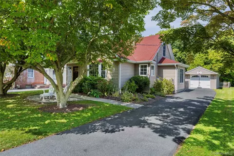 18 Van Ness Rd, Beacon, NY 12508
