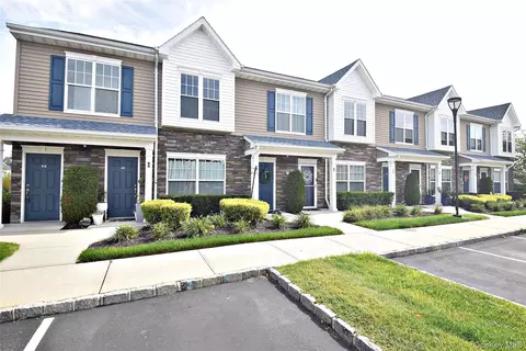 66 Weatherby Ln, Central Islip, NY 11722