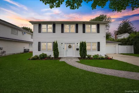 10 Alpha St, Yonkers, NY 10707