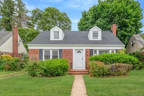 139 Jean Ave, Hempstead, NY 11550