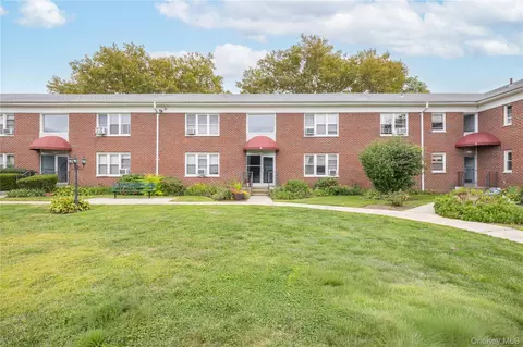 9 Winchester Ave #2B, Yonkers, NY 10710