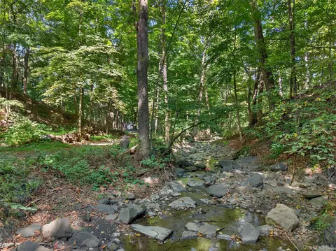331 Mountain Lodge Rd, Blooming Grove, NY 10914 photo 32