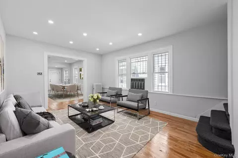1069 E 35th St, Brooklyn, NY 11210