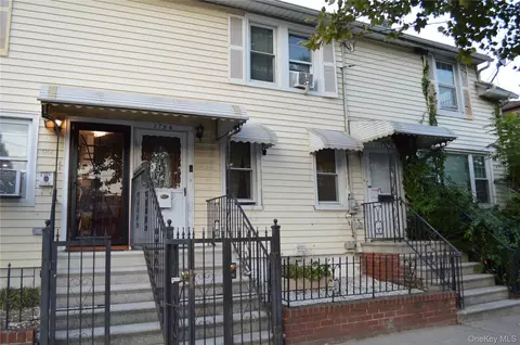 1754 Zerega Ave, New York, NY 10462