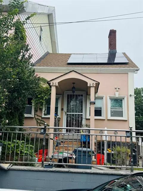 35-80 161 St, Flushing, NY 11358