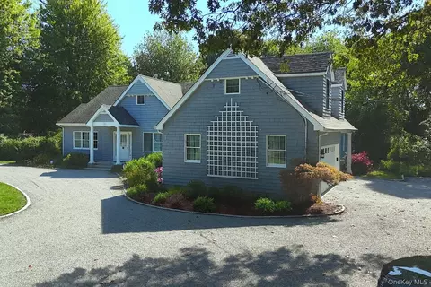 71 Sebonac Inlet Rd, Southampton, NY 11968