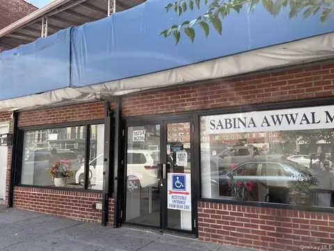 182-36 Hillside Ave, Jamaica, NY 11432