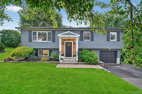36 Barbara Dr, Warwick, NY 10990