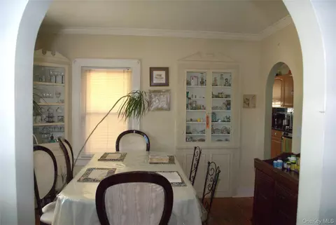 Dining - 1824 Seabury Pl, Peekskill, NY 10566 photo 1 of 3