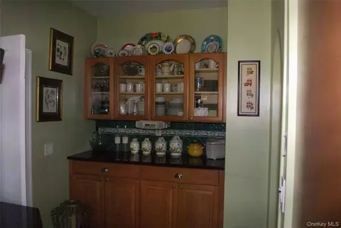 Kitchen - 1824 Seabury Pl, Peekskill, NY 10566 photo 3 of 3