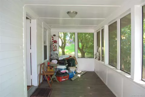 Exterior - 1824 Seabury Pl, Peekskill, NY 10566 photo 12 of 15