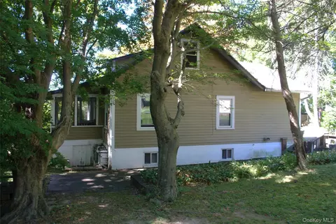 Other - 1824 Seabury Pl, Peekskill, NY 10566 photo 2 of 5