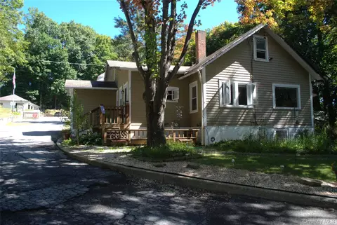 Other - 1824 Seabury Pl, Peekskill, NY 10566 photo 3 of 5