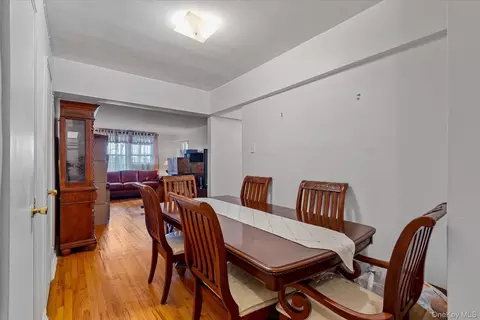 60-11 Broadway #3C, Woodside, NY 11377