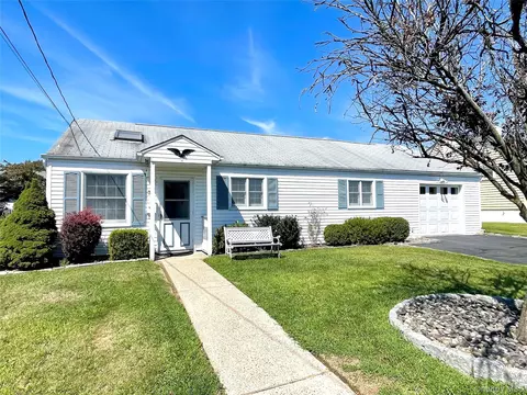 33 Peck St, West Haverstraw, NY 10993
