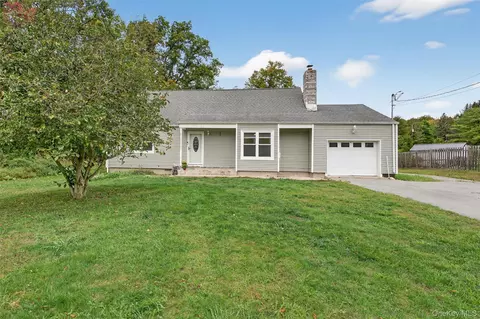 233 Ridge Rd, Minisink, NY 10998
