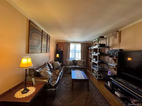 2287 Mott Ave #5F, Far Rockaway, NY 11691
