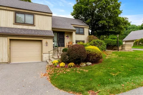 489 Heritage Hls #B, Somers, NY 10589