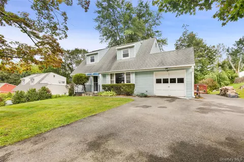 135 Rita Dr, Cortlandt, NY 10567