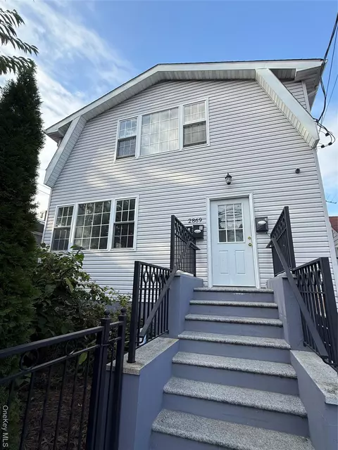 2869 Wellman Ave, New York, NY 10461