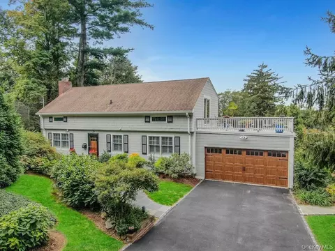 123 Altamont Ave, Greenburgh, NY 10591