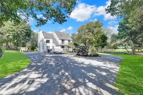 55 Moriches Ave, East Moriches, NY 11940