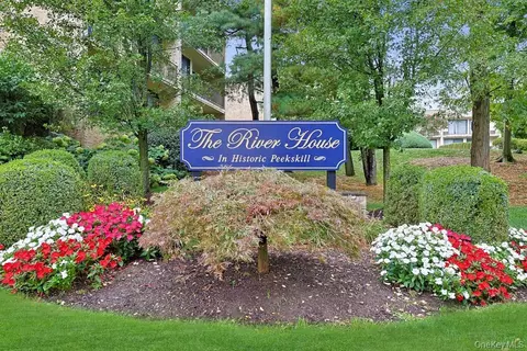 154 Overlook Ave #1A, Peekskill, NY 10566