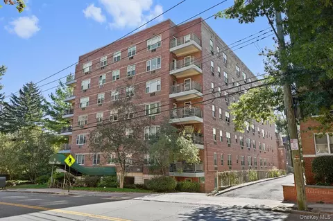 16 Lake St #5H, White Plains, NY 10603
