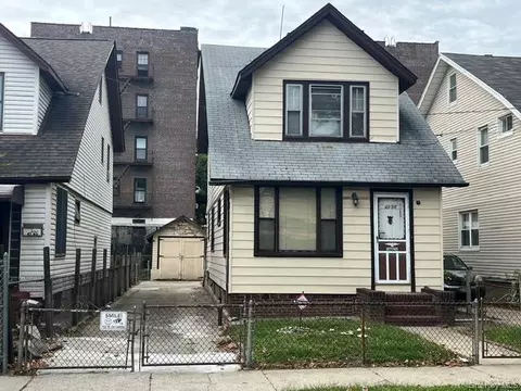 42-36 156th St, New York, NY 11355