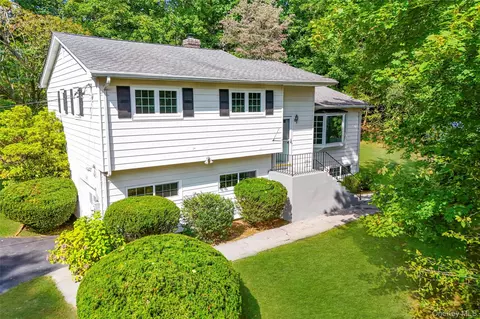 220 Pinebrook Blvd, New Rochelle, NY 10804