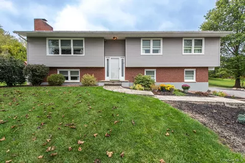 44 Alpert Dr, Wappinger, NY 12590