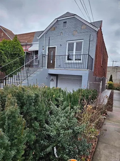 840 E 51 St, Brooklyn, NY 11203