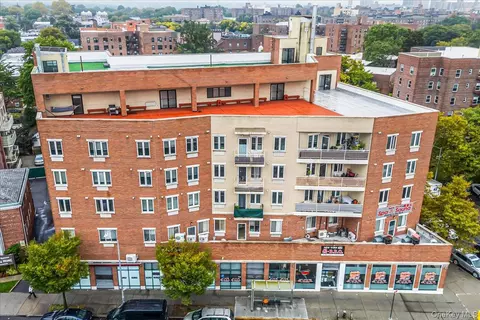 14906 Northern Blvd #504, Flushing, NY 11354