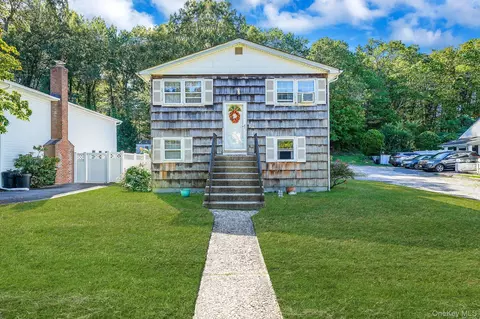 394 Central Islip Blvd, Ronkonkoma, NY 11779