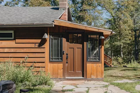 506 Lake Shore Ln, Tusten, NY 12764