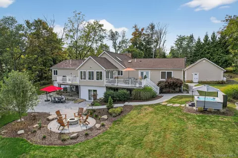 58 Big Island Rd, Warwick, NY 10990