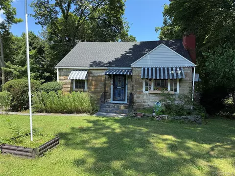 176 Willow Ave, Cornwall, NY 12518