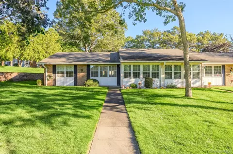 399 Woodbridge Dr #A, Ridge, NY 11961