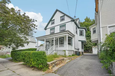329 N 7th Ave, Mount Vernon, NY 10550