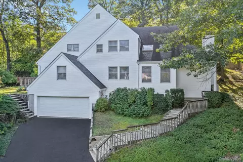 125 Bramblebrook Rd, Greenburgh, NY 10502