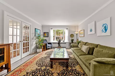 34-41 85th St #1X, New York, NY 11372
